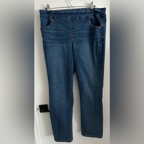 Reitmans Women's R Jeans- The Original Comfort - Size 33 - Picture 1 of 8